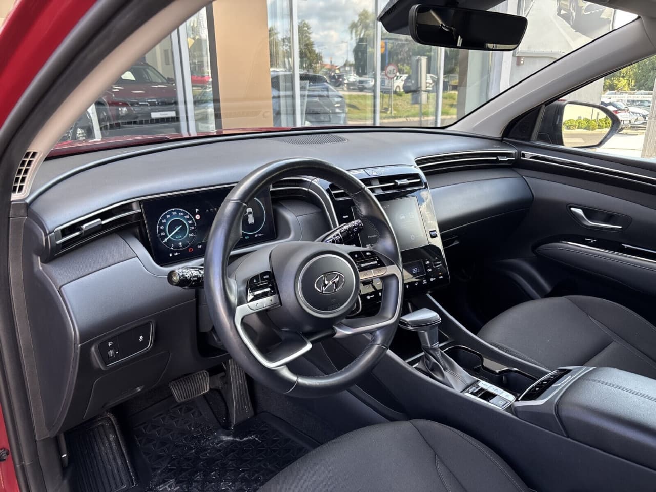 Hyundai Tucson - zdjęcie 13