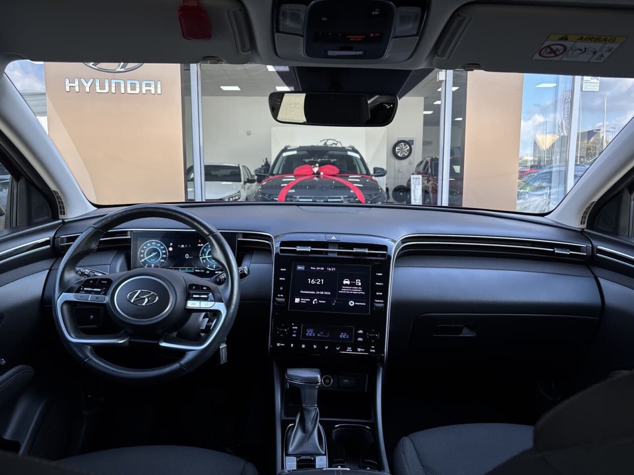 Hyundai Tucson - zdjęcie 18