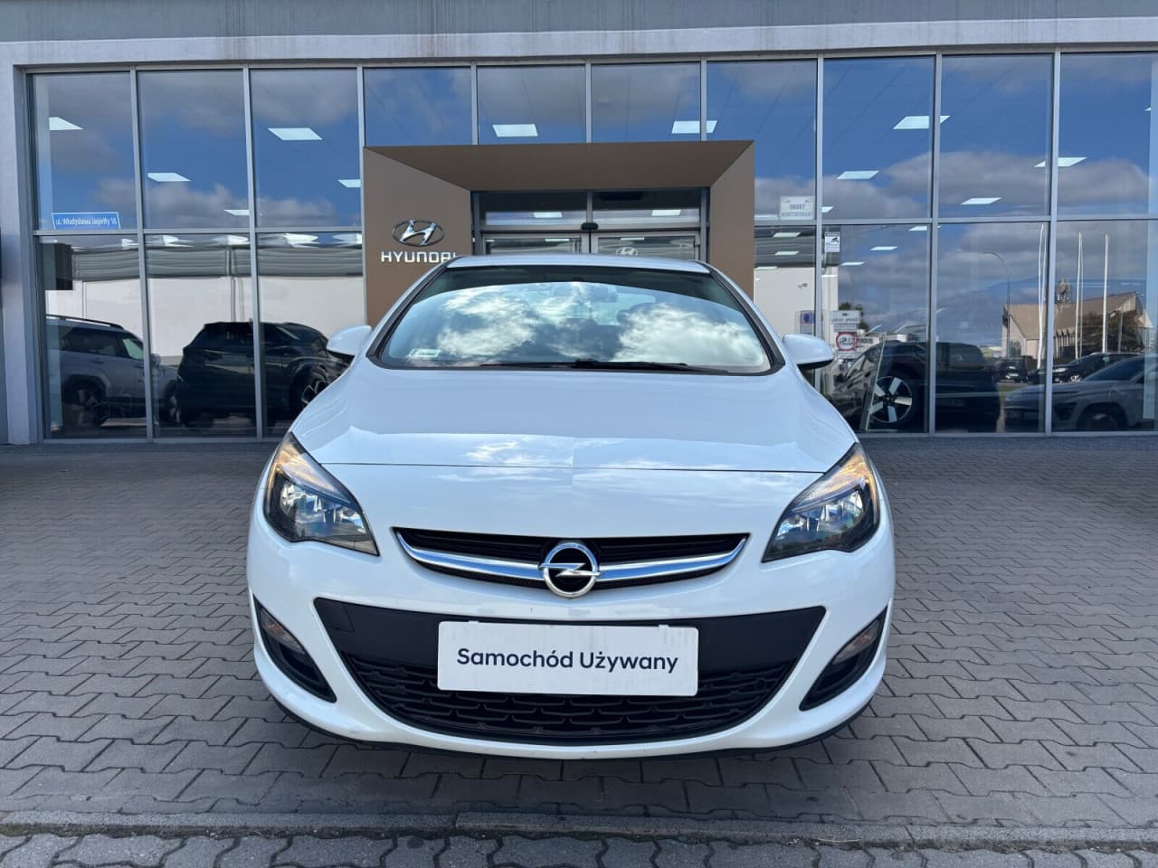 Opel Astra - zdjęcie 10