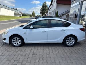 Opel Astra - miniatura 3