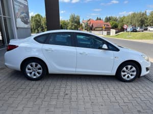 Opel Astra - miniatura 8