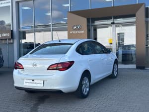 Opel Astra - miniatura 7