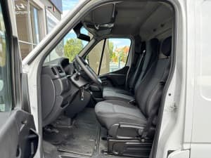 Renault Master - miniatura 13