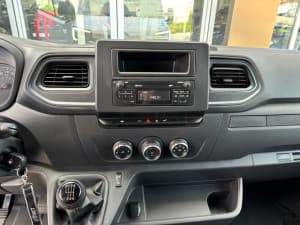 Renault Master - miniatura 20