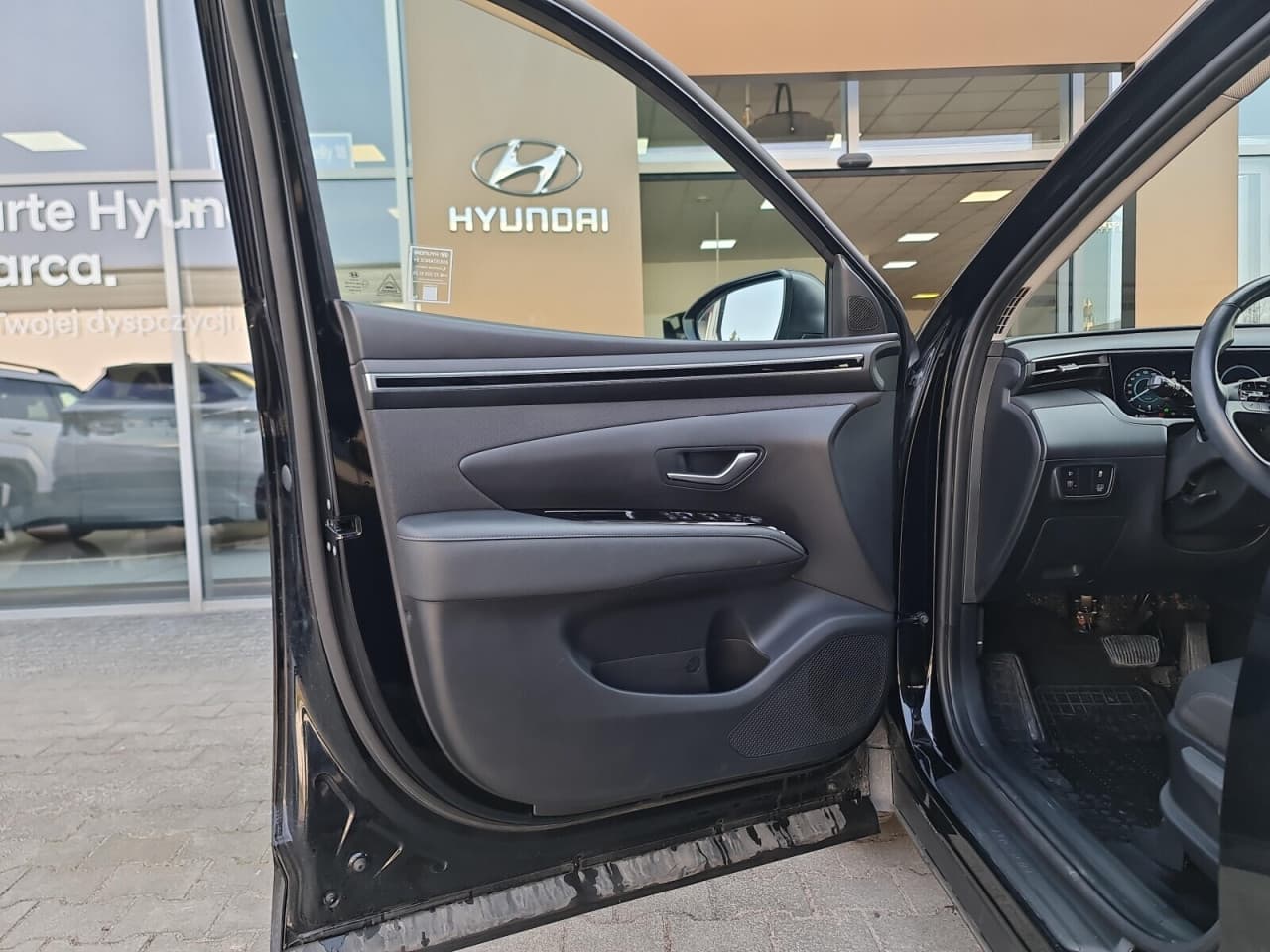 Hyundai Tucson - zdjęcie 9