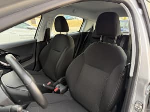 Peugeot 208 - miniatura 13