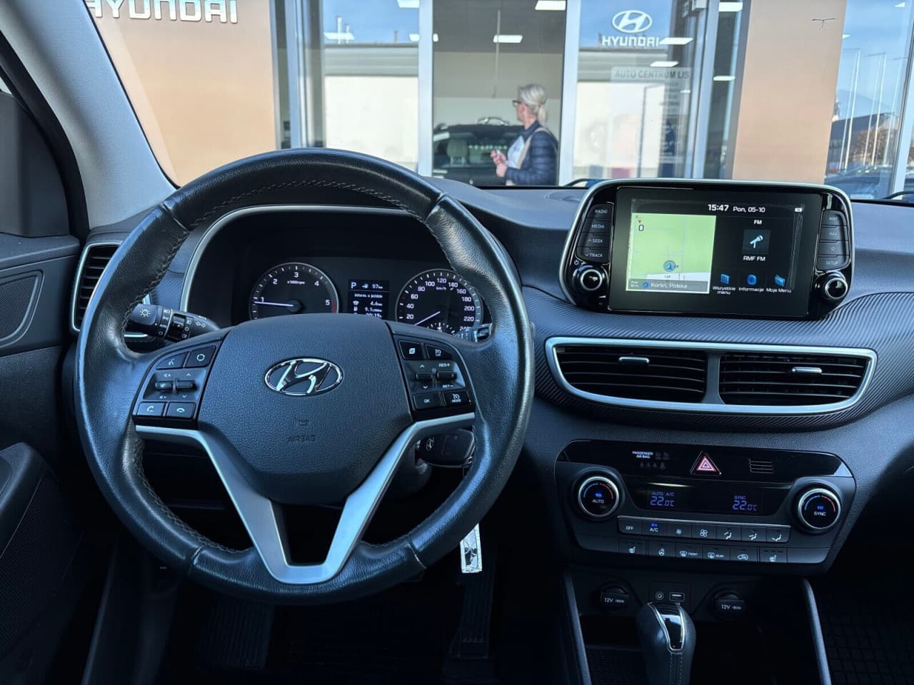 Hyundai Tucson - zdjęcie 16