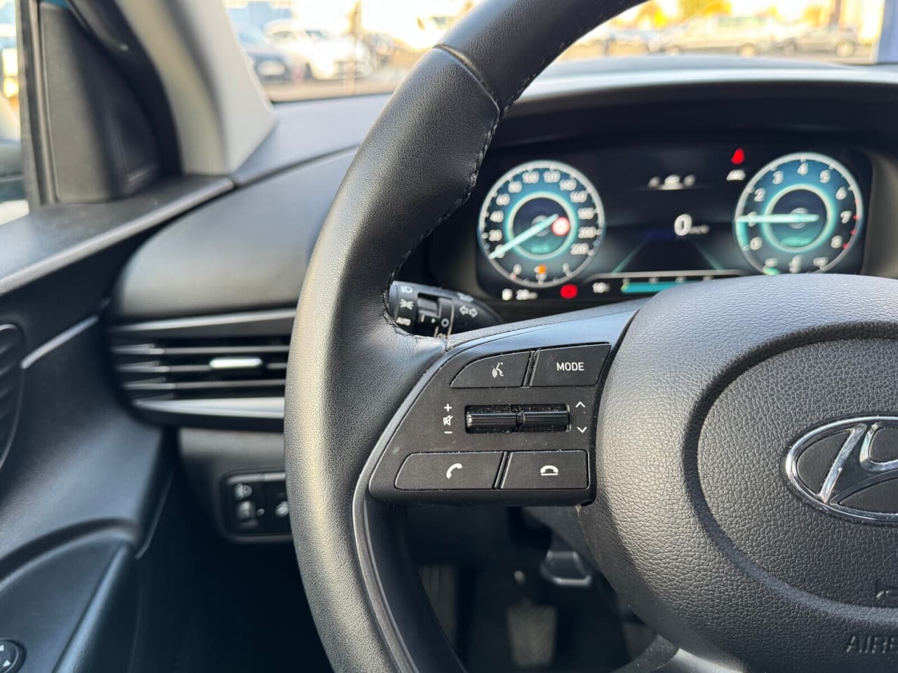 Hyundai i20 - zdjęcie 12