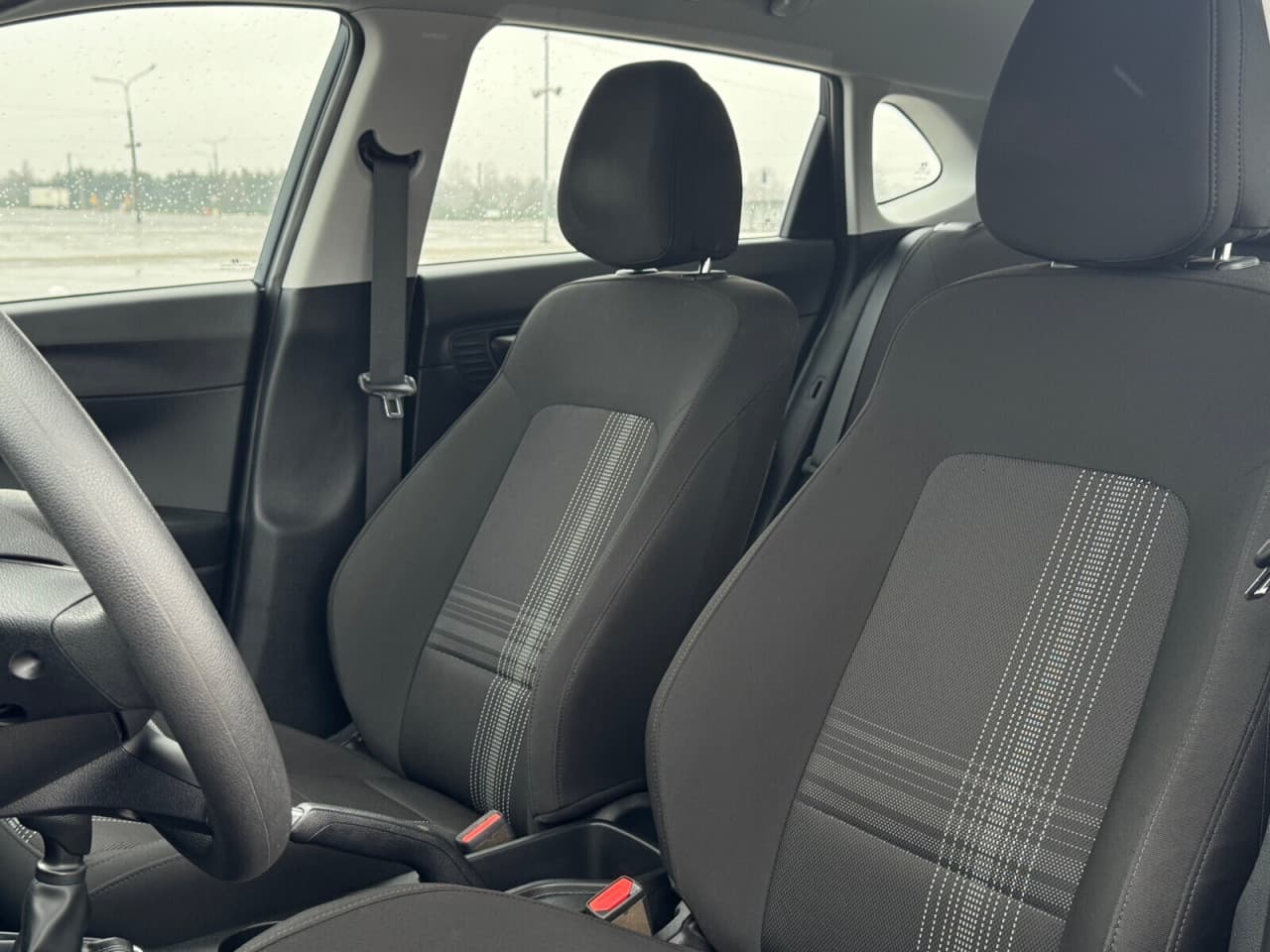 Hyundai i20 - zdjęcie 19