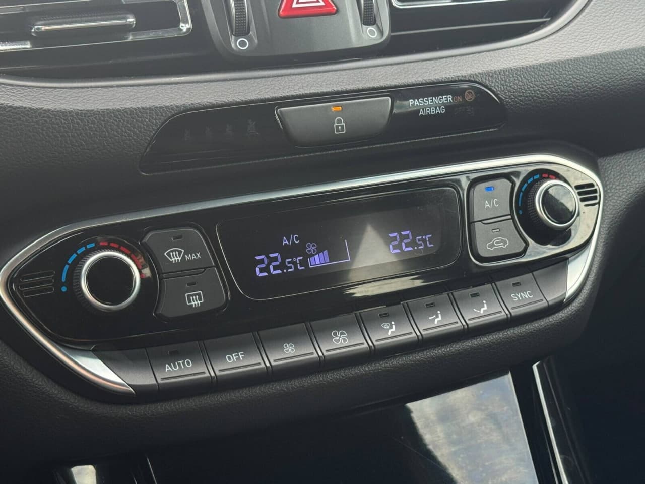 Hyundai i30 - zdjęcie 17