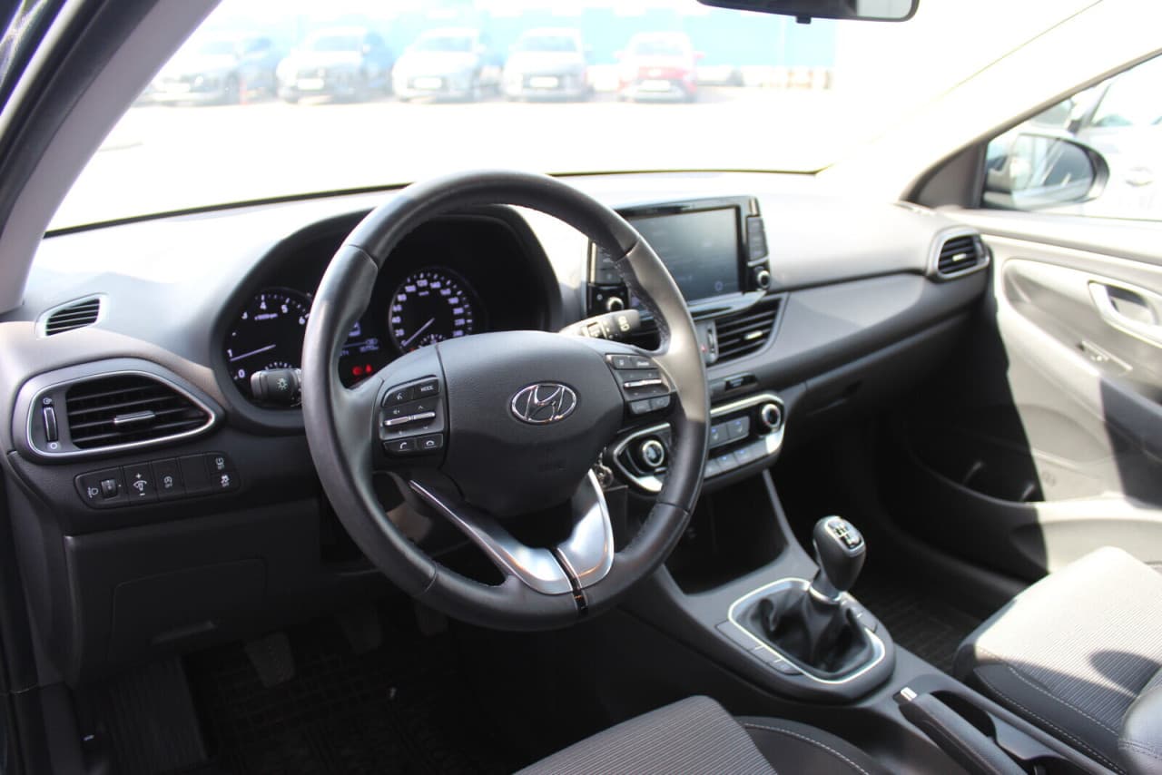 Hyundai i30 - zdjęcie 19