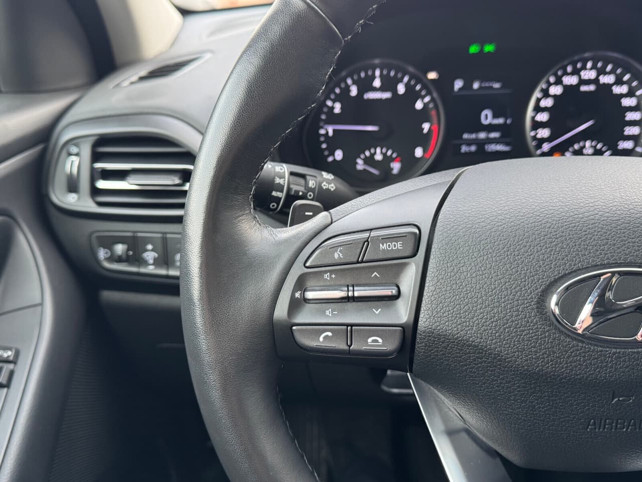 Hyundai i30 - zdjęcie 12