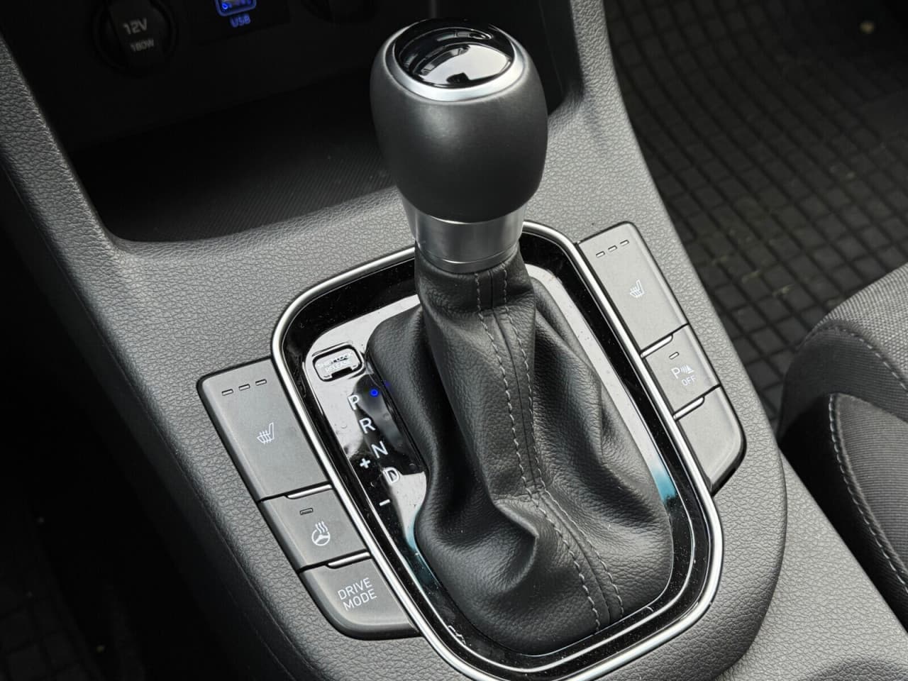 Hyundai i30 - zdjęcie 17