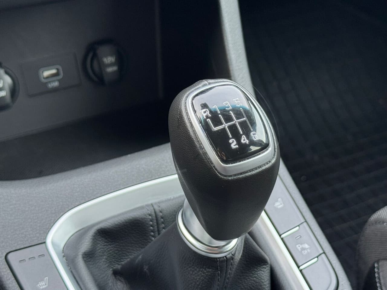 Hyundai i30 - zdjęcie 19