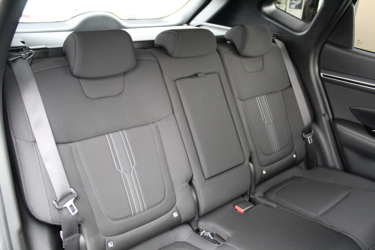 Hyundai Tucson - zdjęcie 11