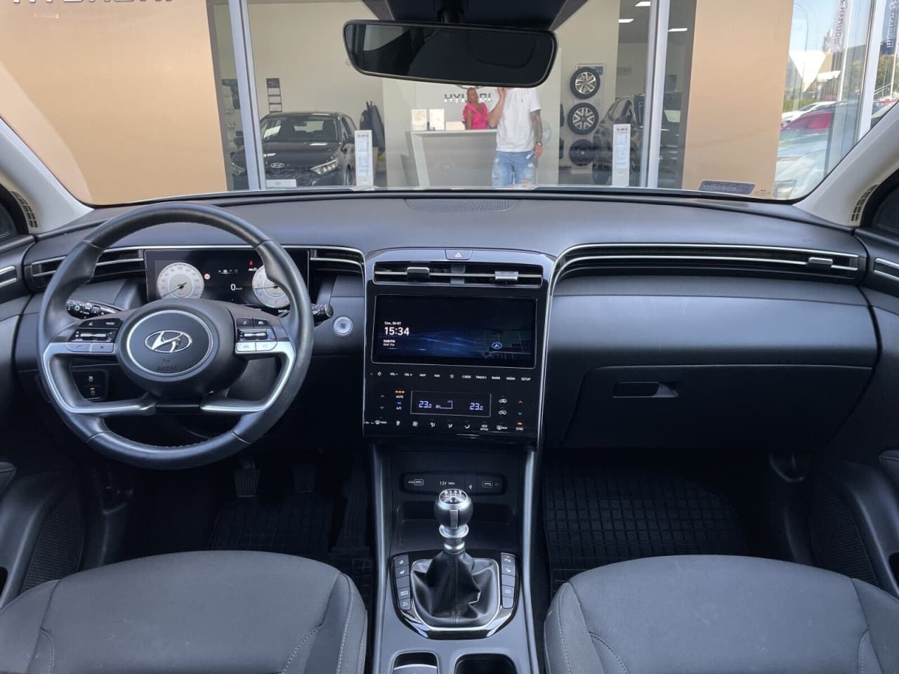 Hyundai Tucson - zdjęcie 15