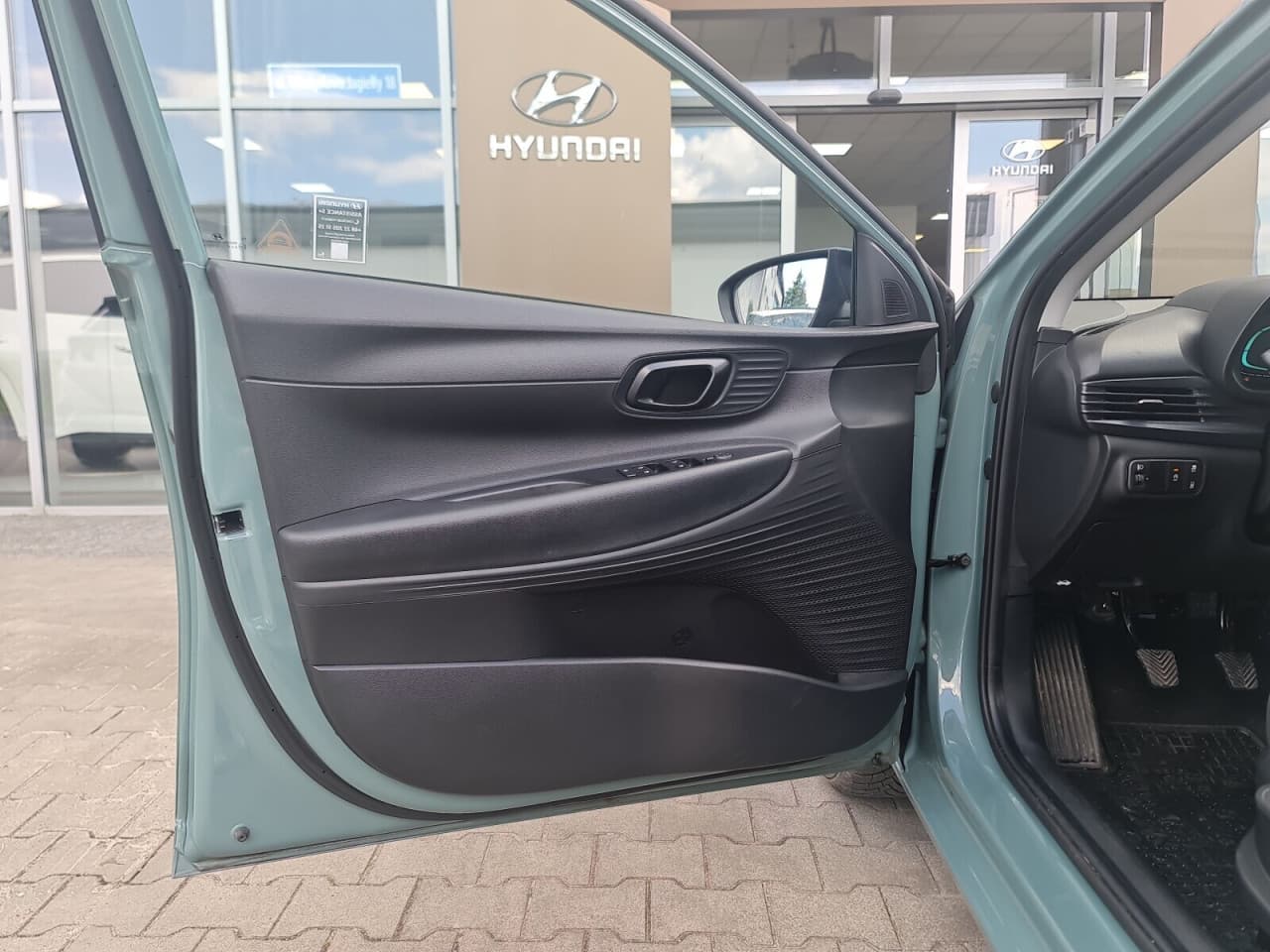 Hyundai i20 - zdjęcie 9
