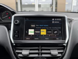 Peugeot 2008 - miniatura 18