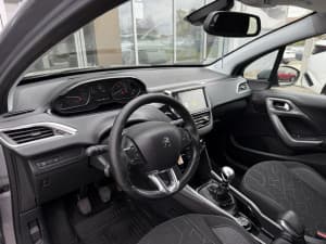 Peugeot 2008 - miniatura 12